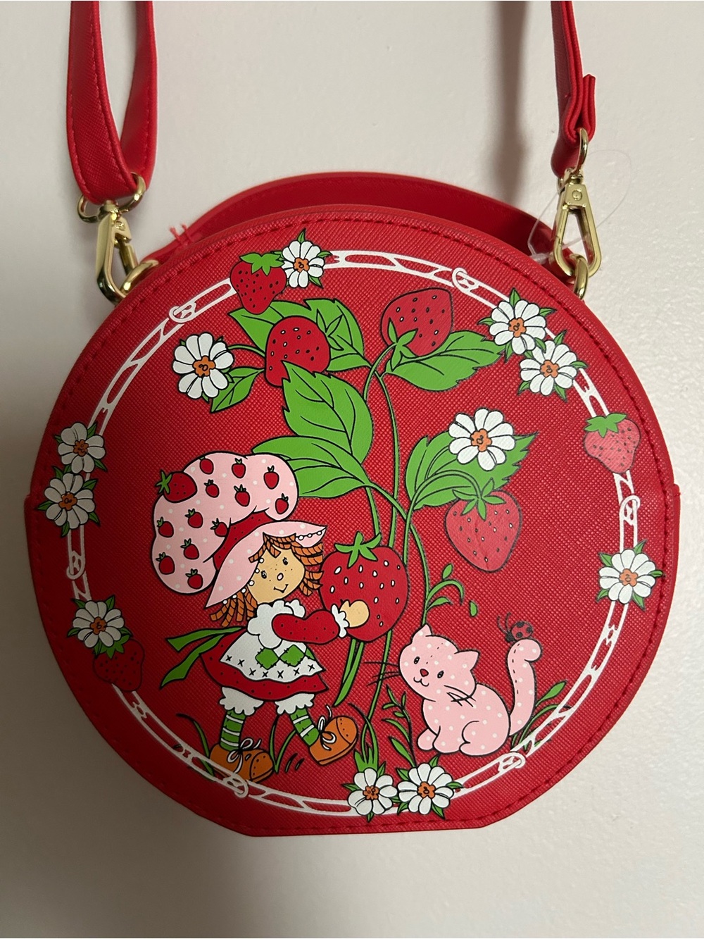Strawberry Shortcake Red Round Crossbody Bag purse like new